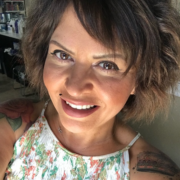 Meet your Posher, Norma - Picture 1 of 1